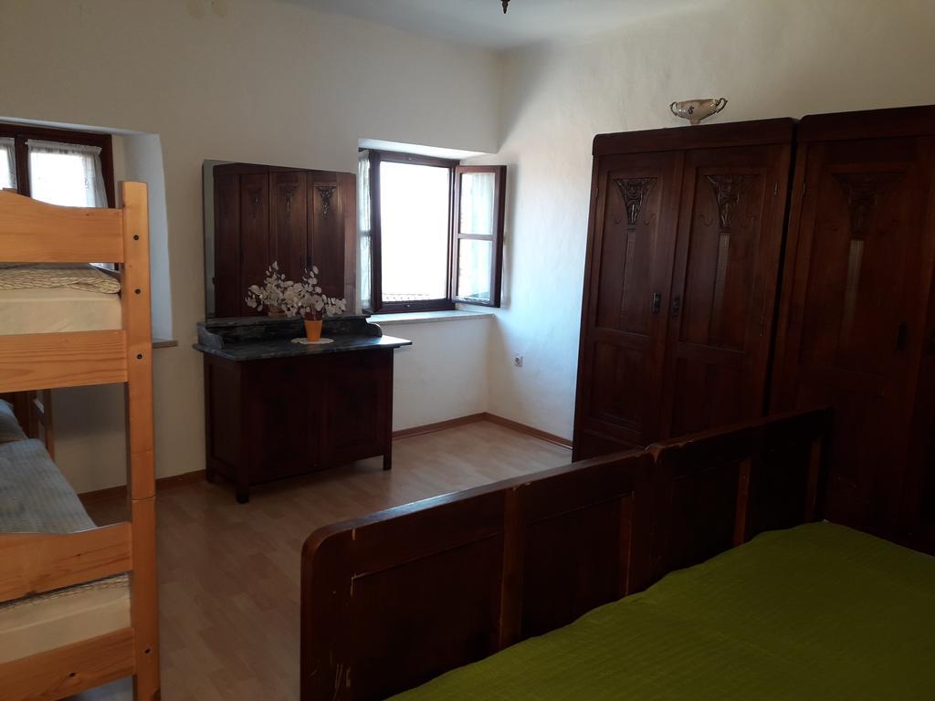 Apartment Valetovi Štanjel 외부 사진
